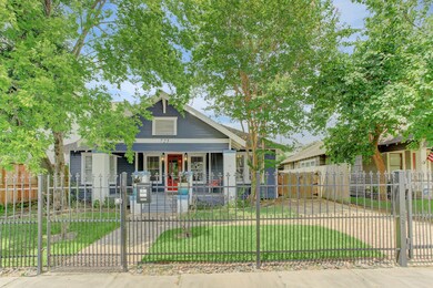 725 E 6th 1/2 St, Houston, TX 77007 - photo 2