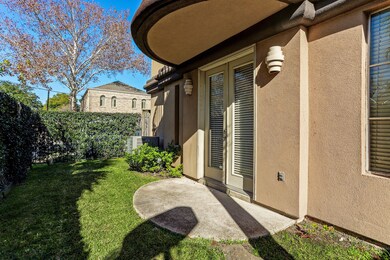 1705 Brun St, Houston, TX 77019 - photo 4