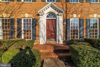 16629 Radcliffe Ln, Woodbridge, VA 22191 - photo 2