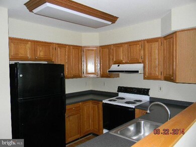 1050 Caren Dr, Sykesville, MD 21784 - photo 5