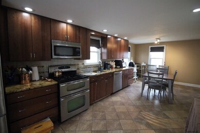 32 Victor St, Albany, NY 12206 - photo 7