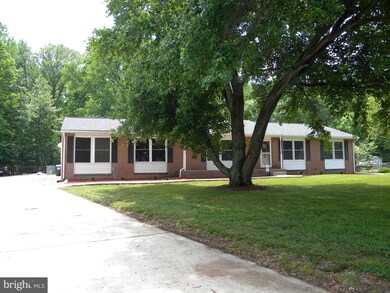 4480 Willow Tree Ln, King George, VA 22485 - photo 5