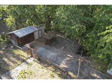 529 W 3rd Place, the Dalles, OR 97058 - photo 6