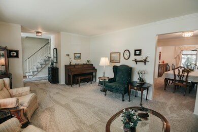 1202 Ravenswood Dr, Lansing, MI 48917 - photo 4