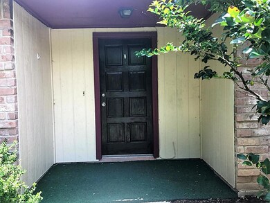 16315 Forest Bend Ave, Friendswood, TX 77546 - photo 3