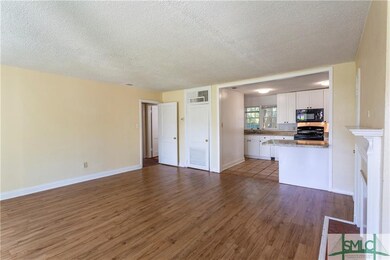 2055 E 41st St, Savannah, GA 31404 - photo 5