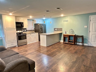 1300 Develon Dr, Mesquite, TX 75149 - photo 6