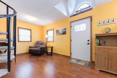 232 W Main St-17