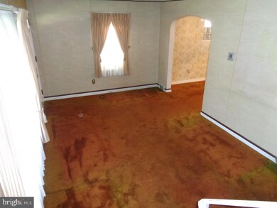 211 Old Fritztown Rd, Reading, PA 19607 - photo 5