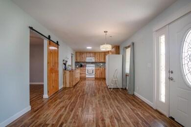 Holt_437NWilliamsAve-8