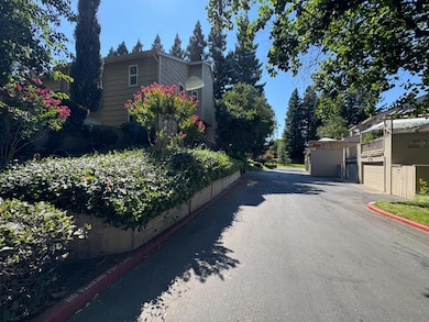 619 Commons Dr, Sacramento, CA 95825 - photo 2