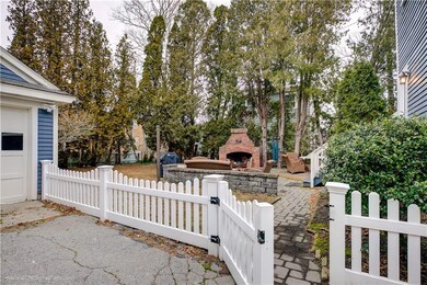 83 Burton St, Bristol, RI 02809 - photo 3