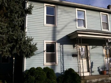 461 Main St, Freemansburg, PA 18017 - photo 2