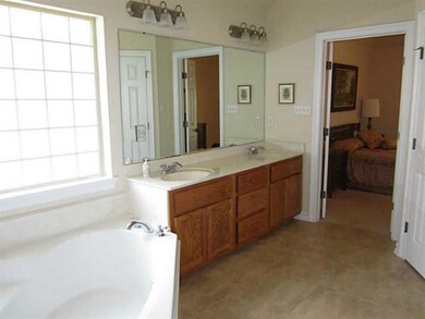 Master Bath/Spa.