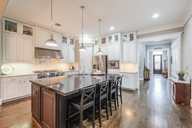 408 W 27th St, Houston, TX 77008 - photo 5