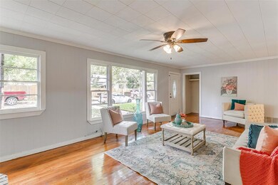 207 W Brown St, Cleburne, TX 76033 - photo 6