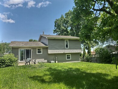 2961 W Vermont Ave, Waukegan, IL 60087 - photo 4