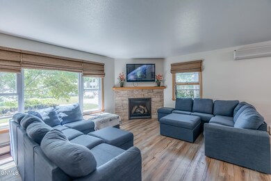 2012 Hanaford Ave, Bismarck, ND 58501 - photo 4