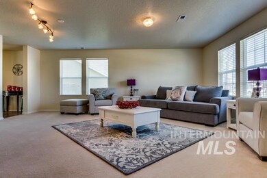 1077 E Yankee Basin Dr, Kuna, ID 83634 - photo 4