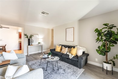 3151 Soaring Gulls Dr unit 1100, Las Vegas, NV 89128 - photo 6