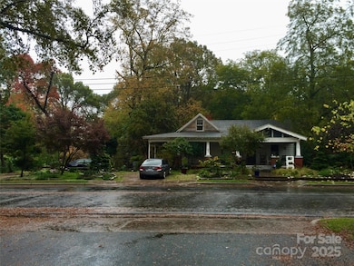 4311 Commonwealth Ave, Charlotte, NC 28205 - photo 2