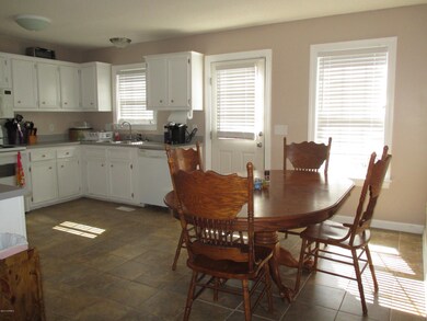 2380 Wedgewood Dr, Winterville, NC 28590 - photo 7