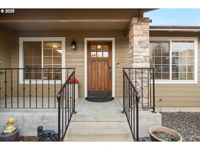 635 Valley Vista St, Sutherlin, OR 97479 - photo 4