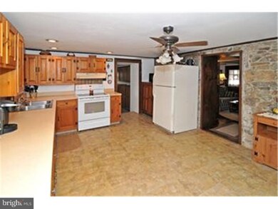 3325 Salford Station Rd, Perkiomenville, PA 18074 - photo 6