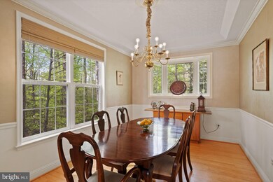 2920 Middle Bridge Ct, Crofton, MD 21114 - photo 6