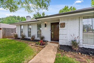 3067 Panhandle Dr, Grapevine, TX 76051 - photo 4