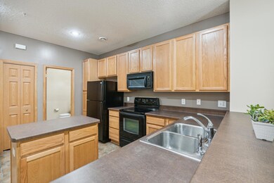 2450 49th St E unit 7302, Inver Grove Heights, MN 55076 - photo 3