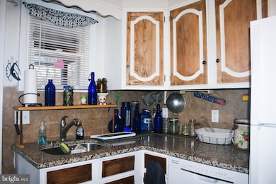 23 Holly Rd, Clementon, NJ 08021 - photo 5