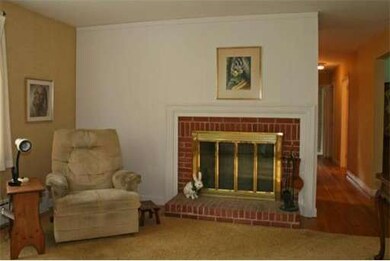 778 Fisher Rd, Fitchburg, MA 01420 - photo 4