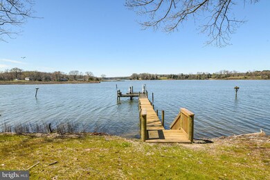 147 Rosier Ln, Colonial Beach, VA 22443 - photo 2
