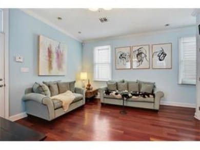 2630 Chippewa St, New Orleans, LA 70130 - photo 2