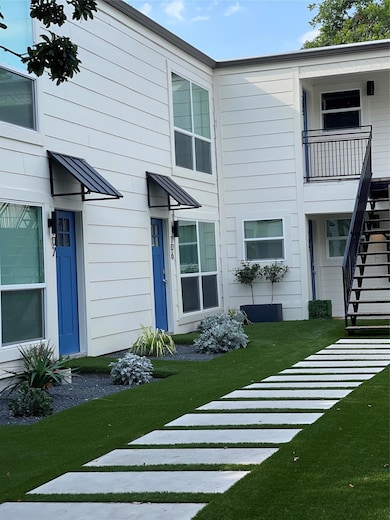 1714 Enfield Rd unit 107, Austin, TX 78703 - photo 2