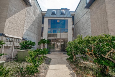 Totally Renovated,  Beautiful 3 Bedrooms 2 full ba