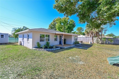 1712 63rd Ave W, Bradenton, FL 34207 - photo 2