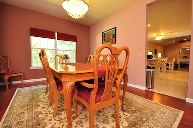 17 Rolling Meadows Ct, Old Bridge, NJ 08857 - photo 5