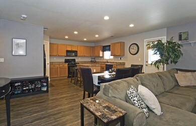 8846 Sunset Breeze Dr, Reno, NV 89506 - photo 5