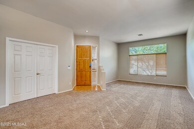 13 Foyer