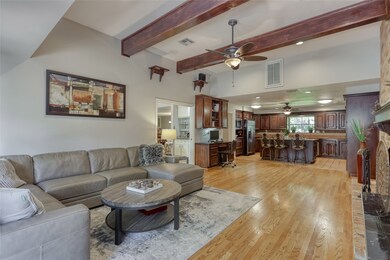 11706 Forest Glen St, Houston, TX 77024 - photo 6