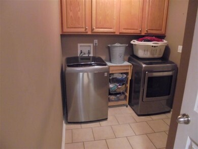 115 Manchester Ln, Byron, GA 31008 - photo 3