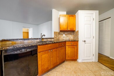 3295 Cypress Ct, Monmouth Junction, NJ 08852 - photo 6