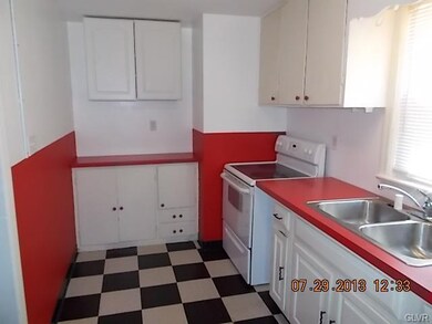 110 5th St, Whitehall, PA 18052 - photo 3