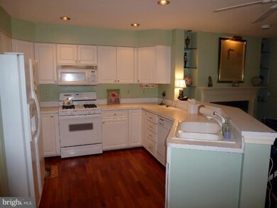 403 Plumbridge Ct unit 403, Lutherville Timonium, MD 21093 - photo 5