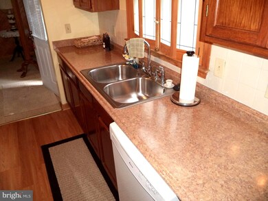 2175 Lakeside Dr, Harpers Ferry, WV 25425 - photo 4