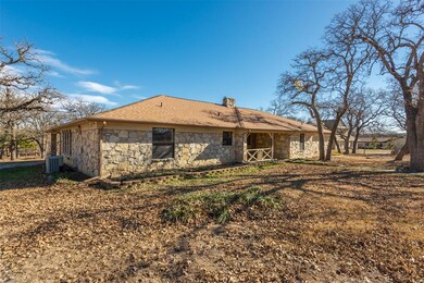 225 Littlebrook Rd, Joshua, TX 76058 - photo 3