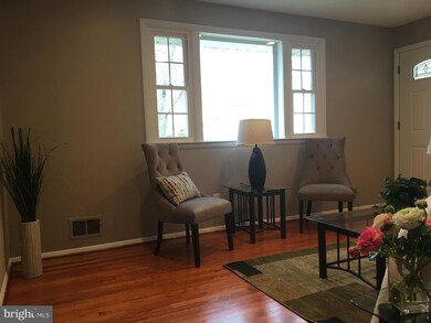 17 Parkwind Ct, Parkville, MD 21234 - photo 3