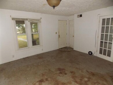 554 Davenport Rd, Harrodsburg, KY 40330 - photo 3